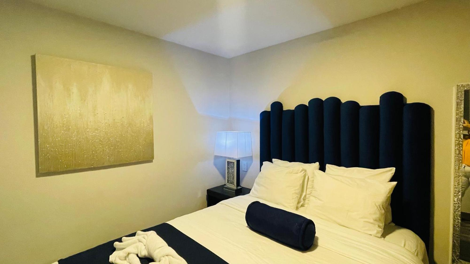 Cozy With Terrace, Sj Cosmopolitan Tower #402